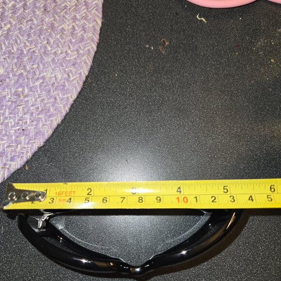 Black Gucci Glasses - Picture 5 of 5